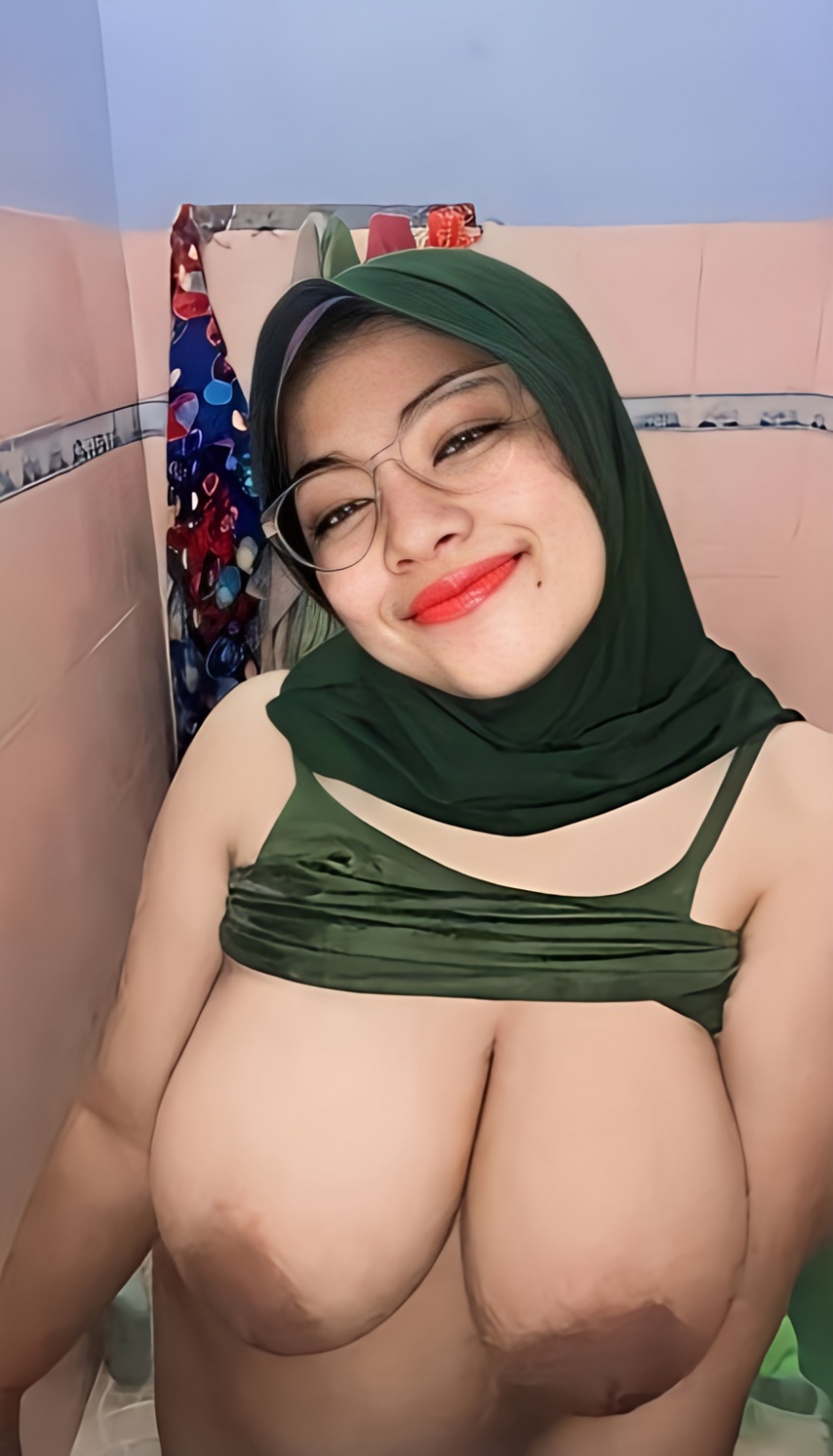 Jilbab malay bugil 