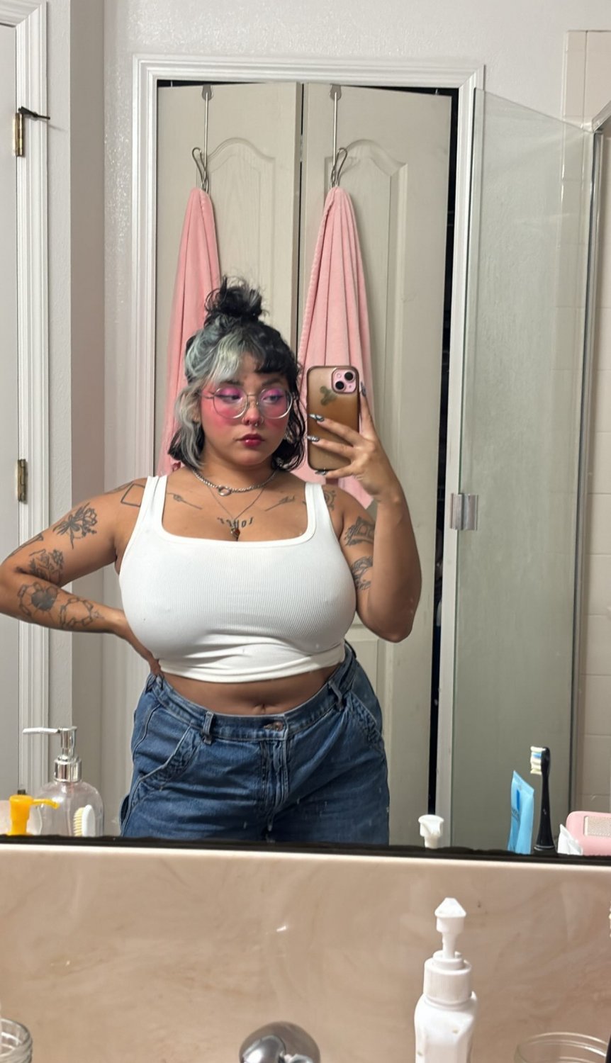 BigTittyyGothGf_ #TWXeKhMB
