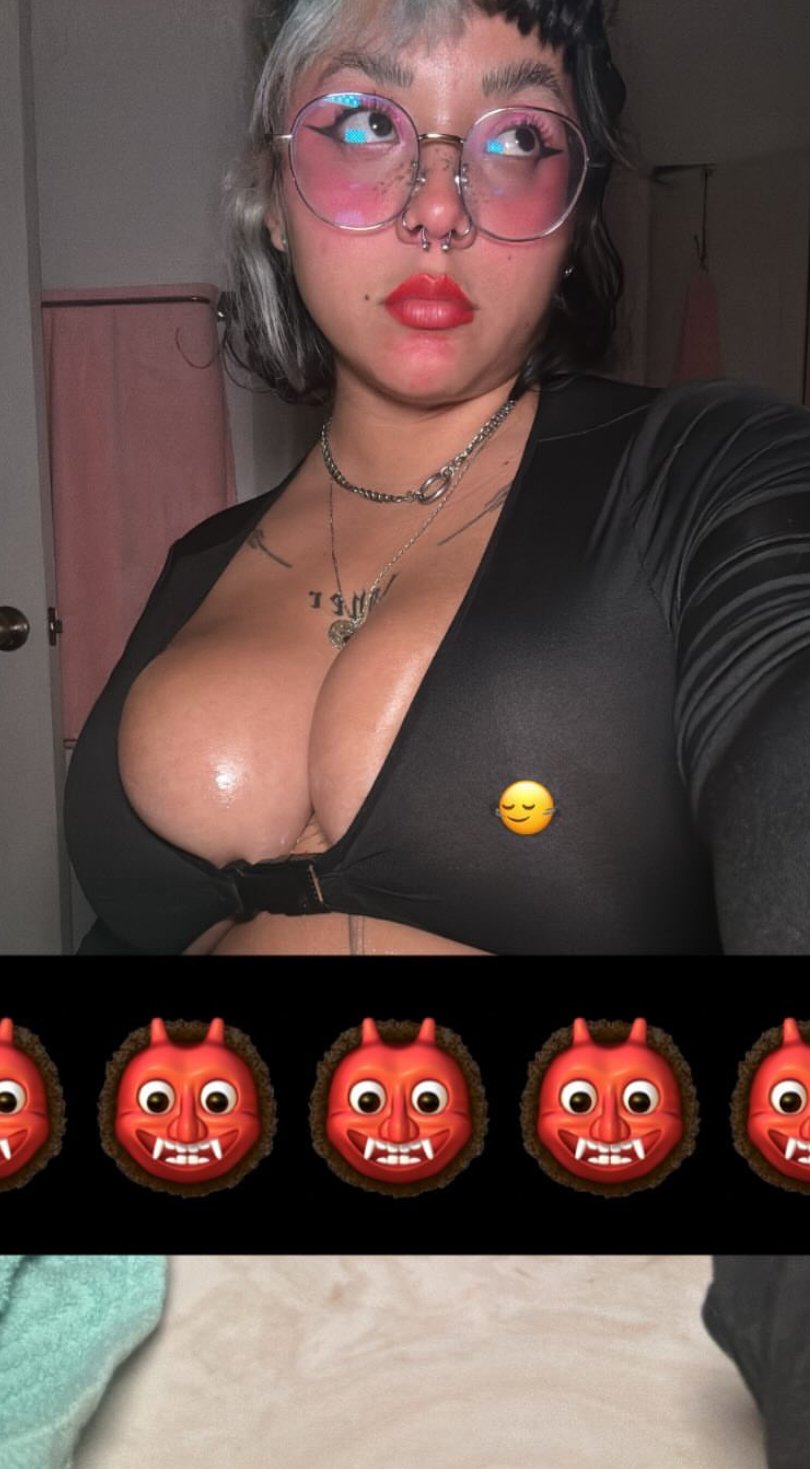 BigTittyyGothGf_ #ld59lkjX