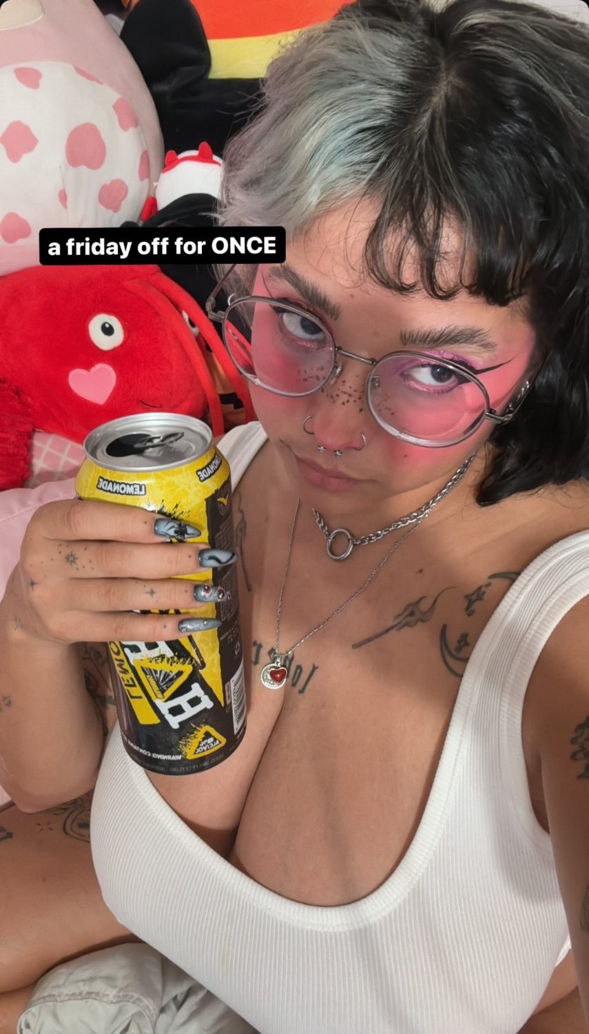 BigTittyyGothGf_ #vIOIchvW