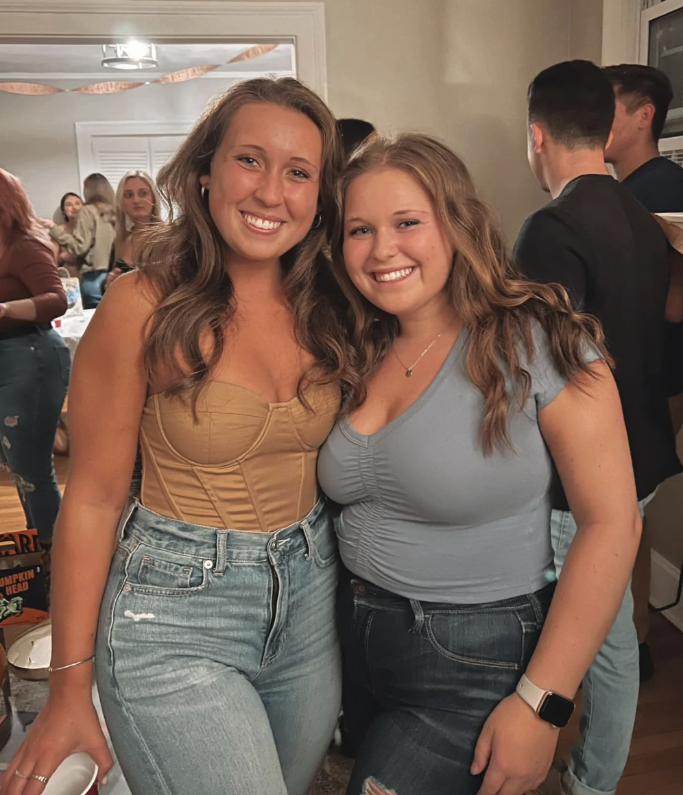 Shy College Girl Lauren #Yom0cEAj