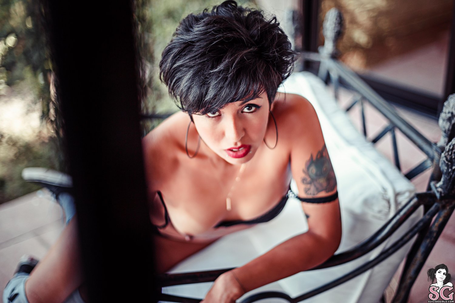 Nude latina #Qm4sDBPd