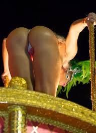 mulher nua no carnaval anônimas e famosas #ZYsl2n5q