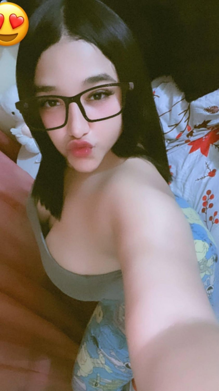 Thick Latina teenager #fae2fWCT